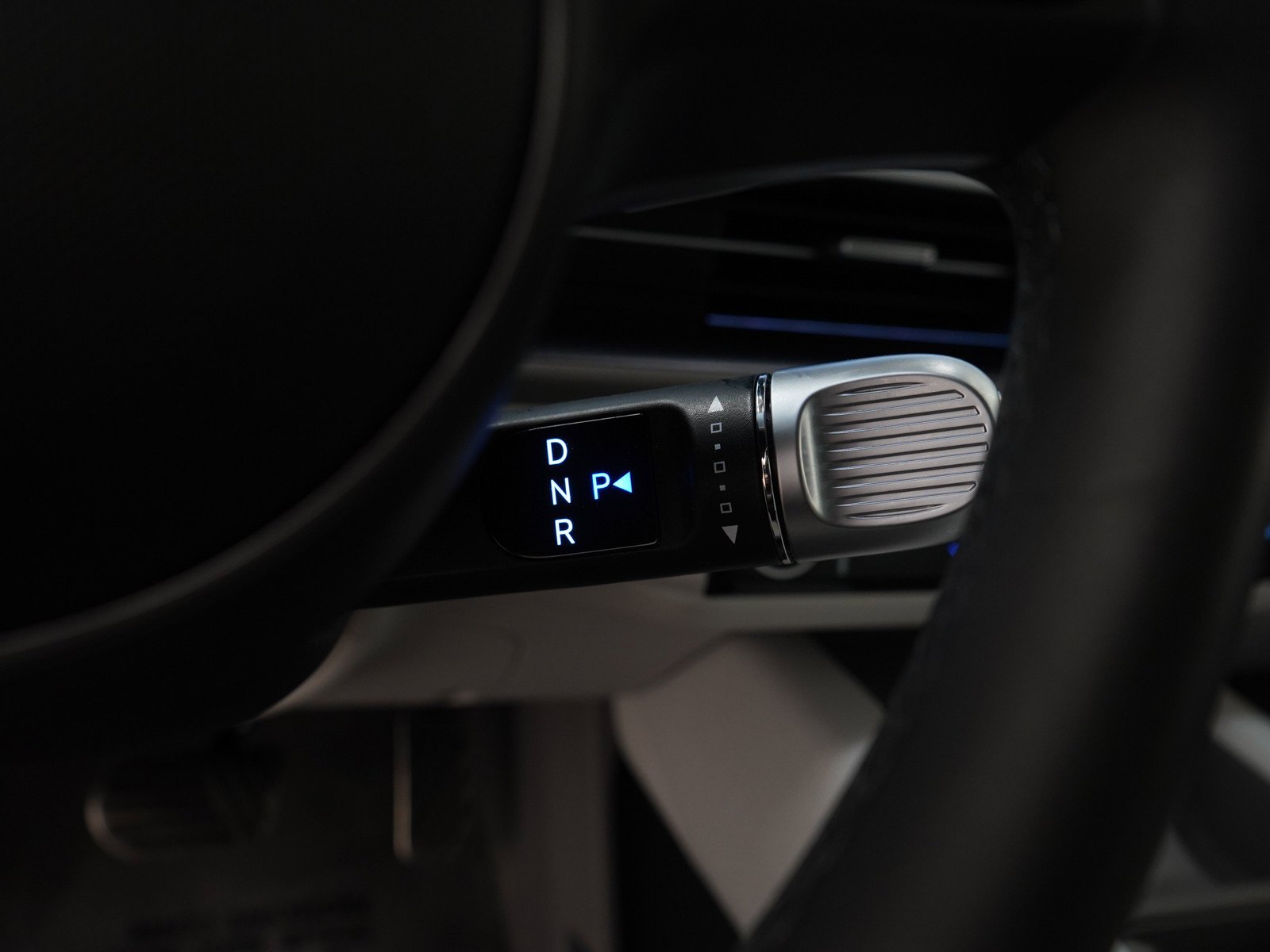 2023 Hyundai IONIQ 6 Limited - Photo 27