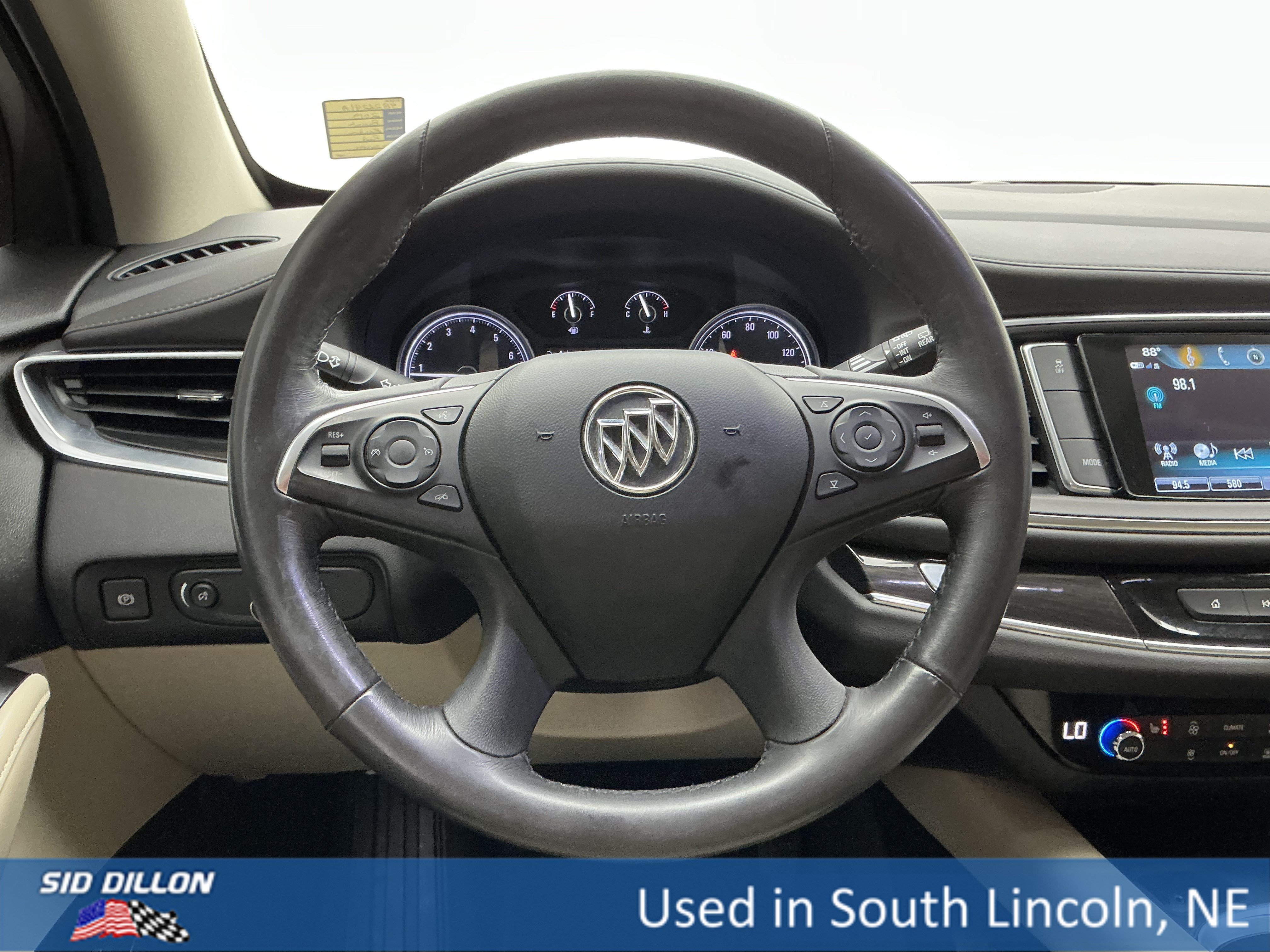 Used 2019 Red Quartz Tintcoat Buick Essence image 21