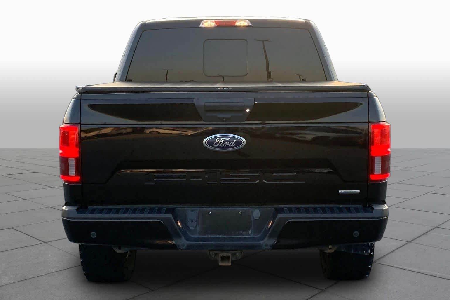 Used 2019 Agate Black Metallic Ford XLT image 5