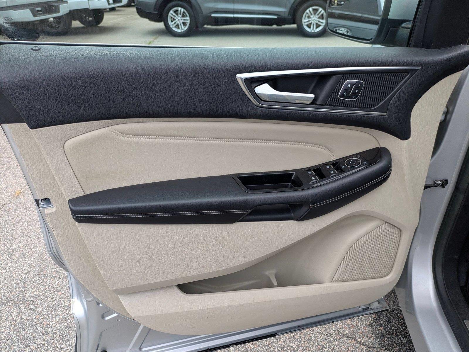 Used 2015 Ingot Silver Metallic FORD  image 11
