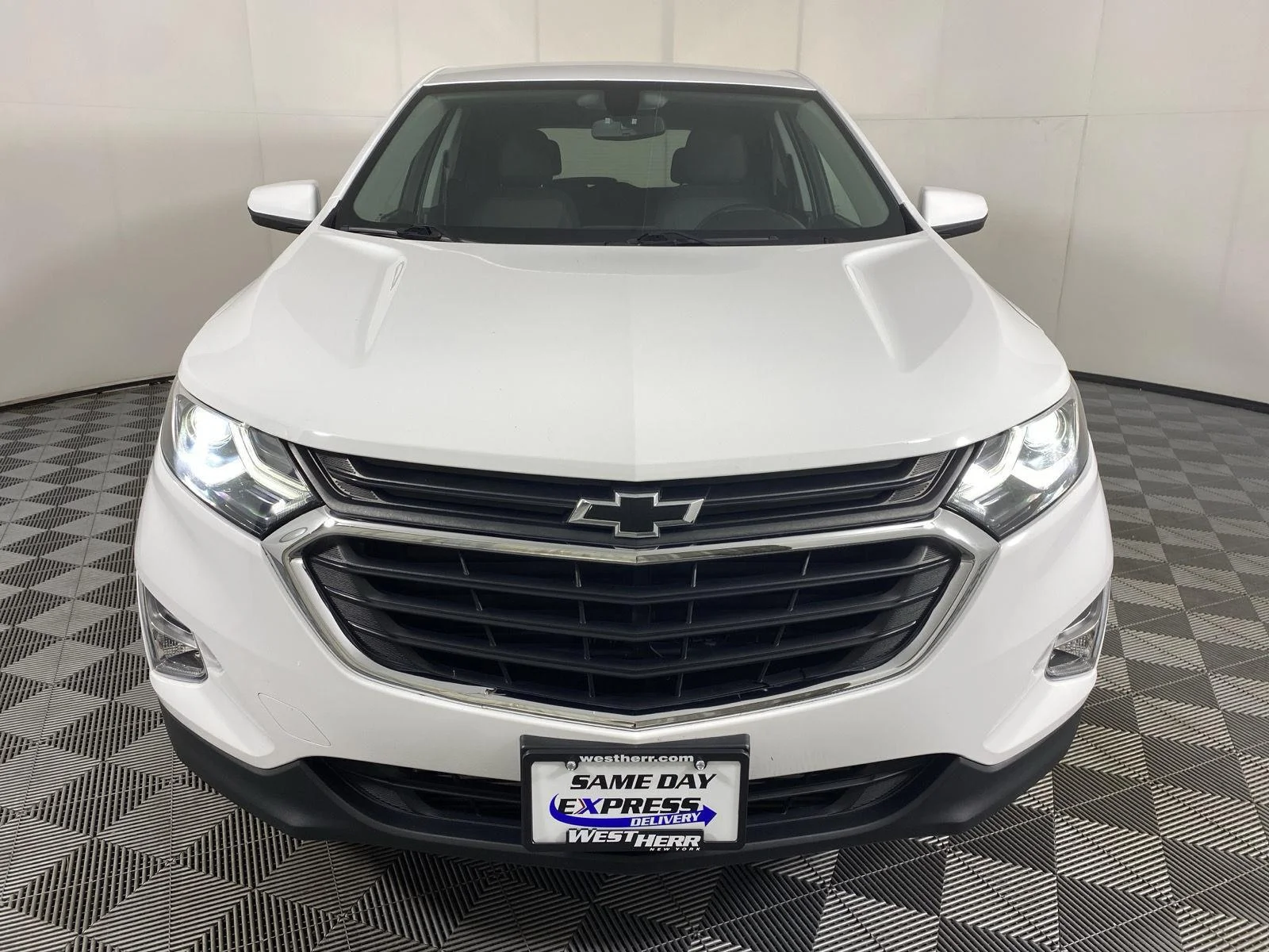 Used 2019 Summit White Chevrolet LT image 7