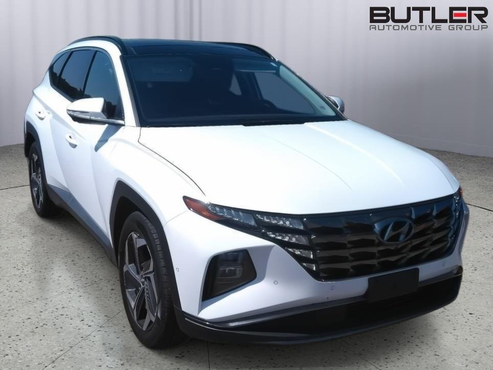 Used 2024 White Pearl Hyundai Limited image 1