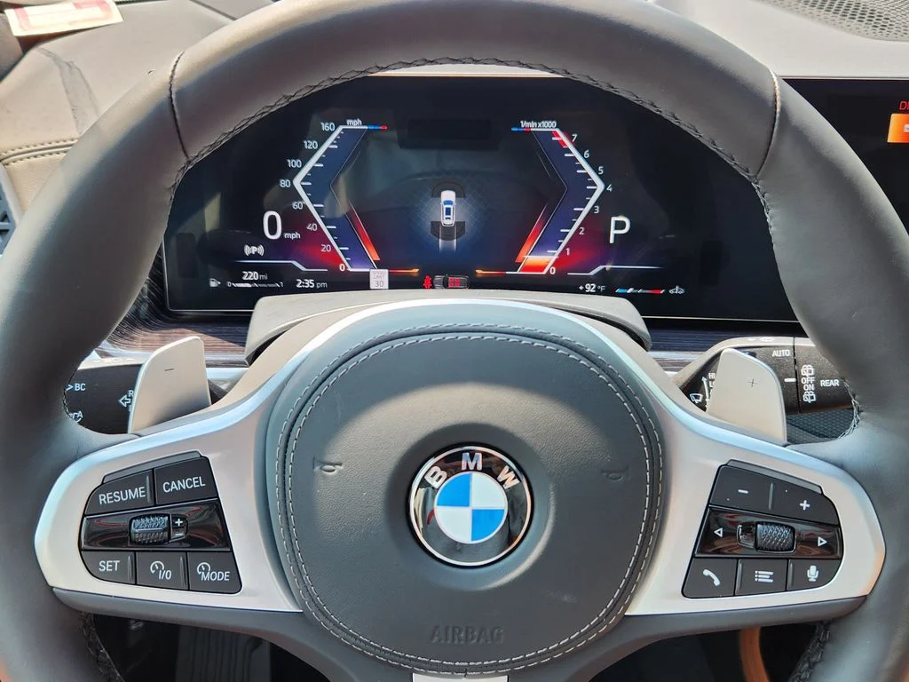 New 2027 Alpine White BMW xDrive40i image 13