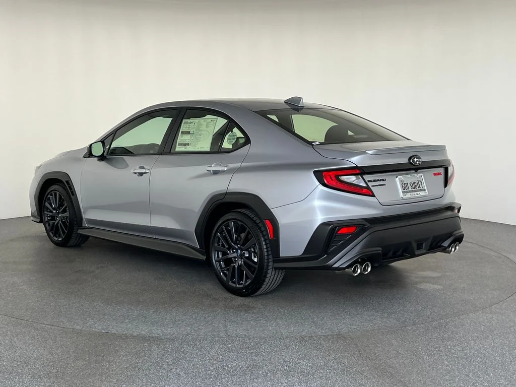 New 2026 ICE SILVER METALLIC Subaru Premium image 7
