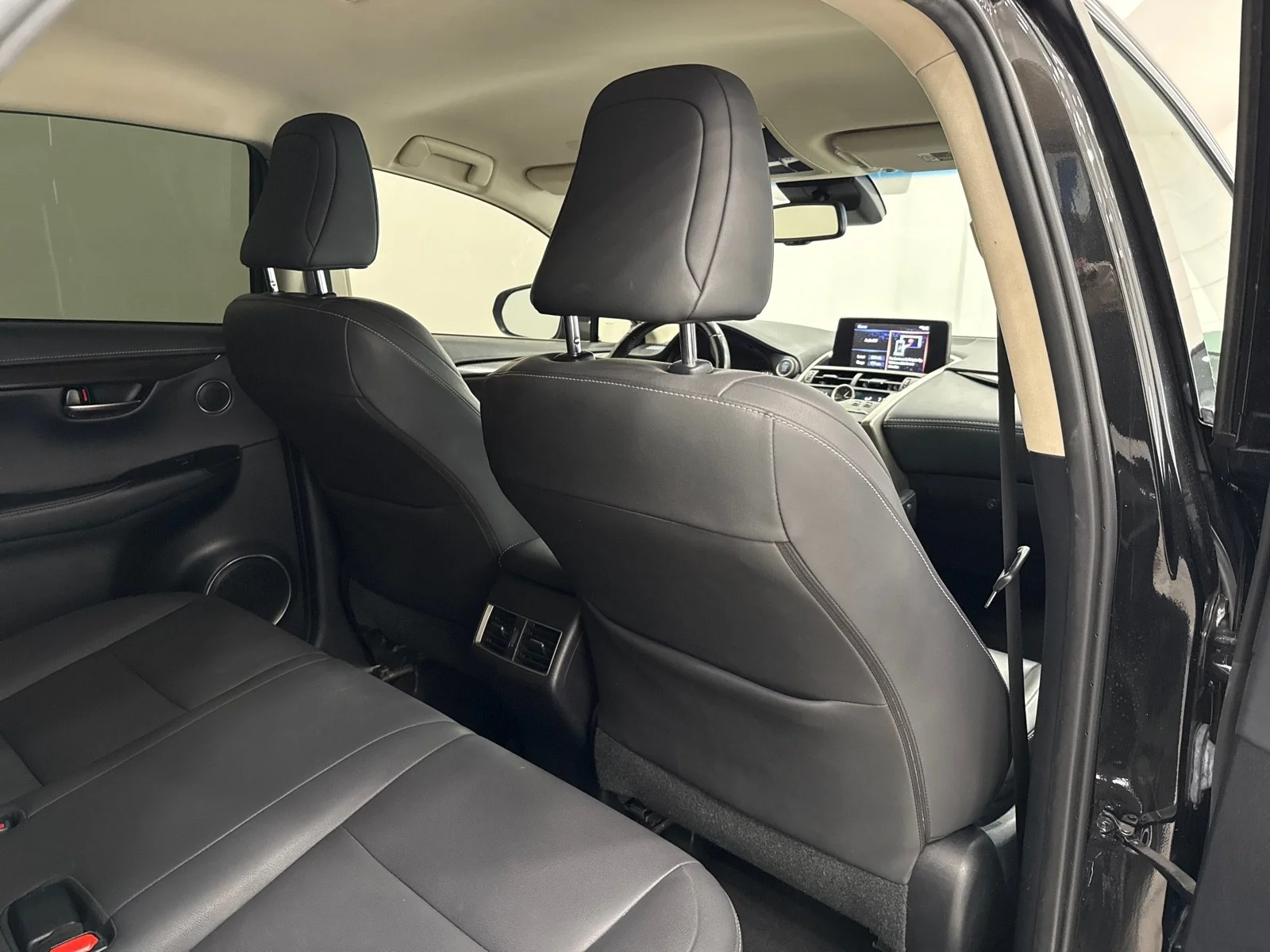 Used 2019 Caviar Lexus 300 FWD image 43