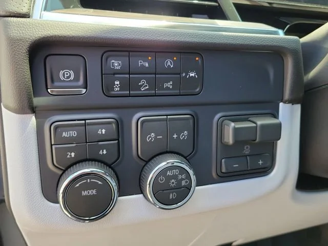 2026 Chevrolet Tahoe Premier - Photo 22