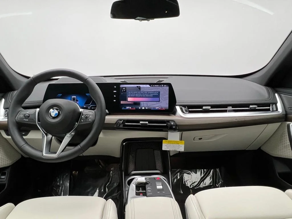 Used 2026 Storm Bay Metallic BMW xDrive28i image 10