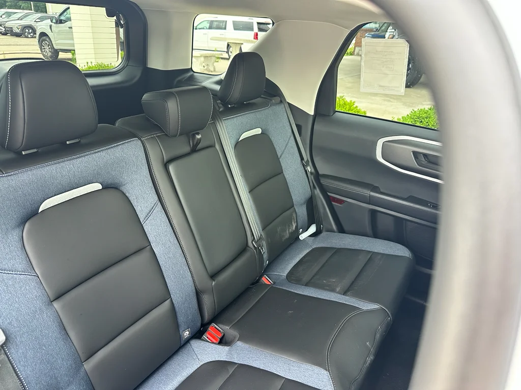 New 2026 Oxford White Ford Outer Banks image 33