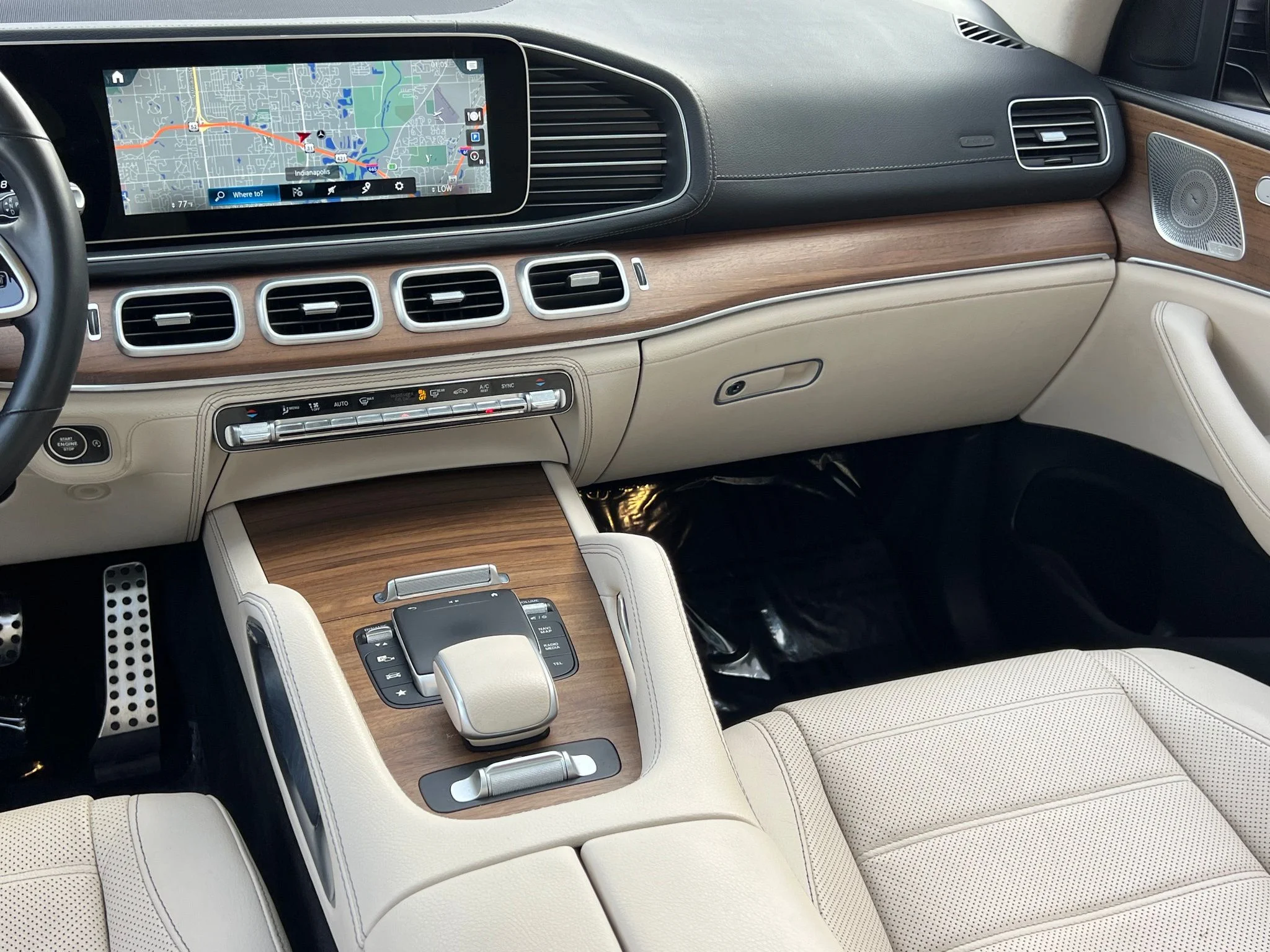 Used 2023 Gray Mercedes-Benz GLS 580 image 29