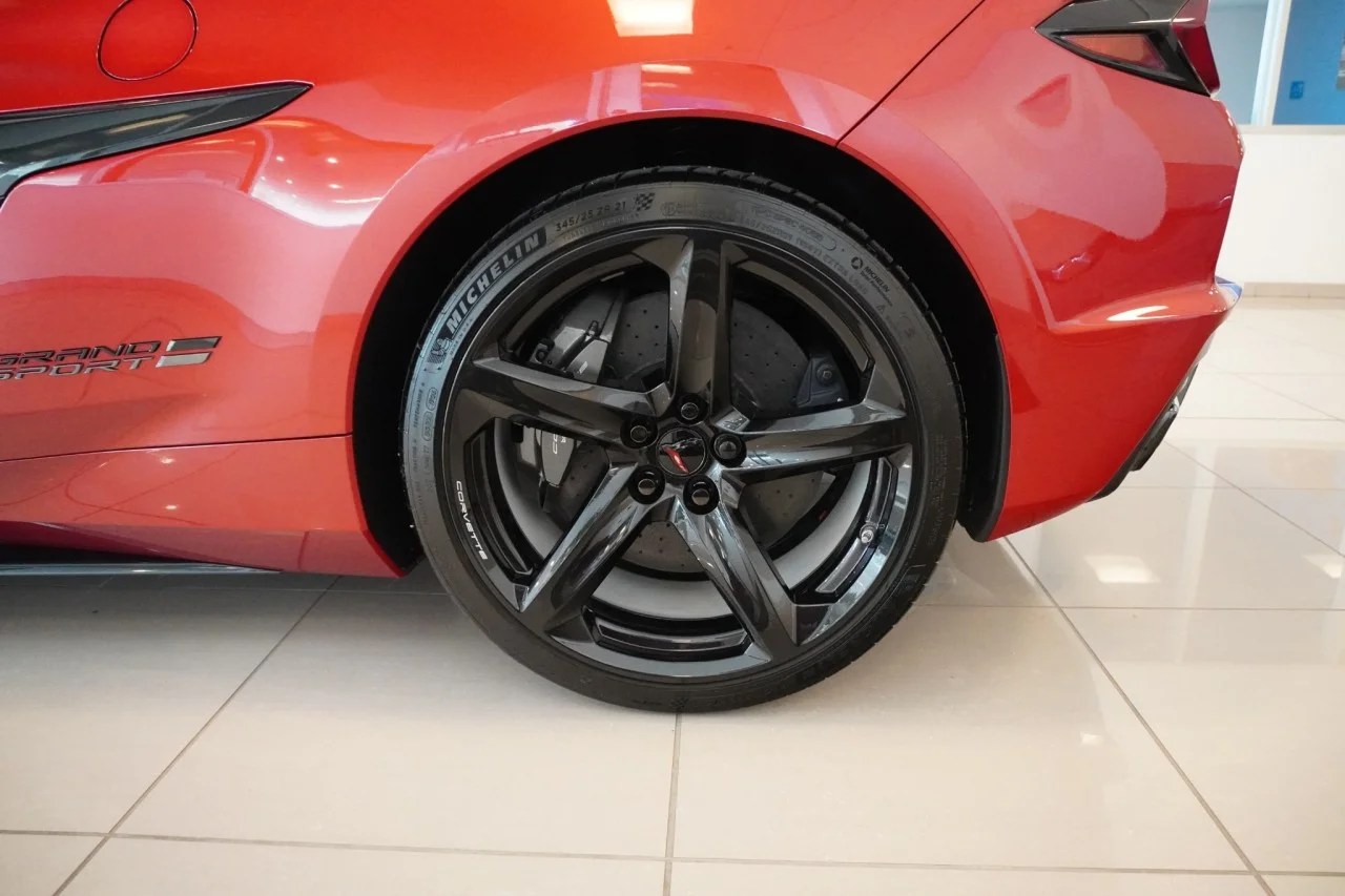 New 2027 Red Mist Metallic Tintcoat Chevrolet 3LT image 9
