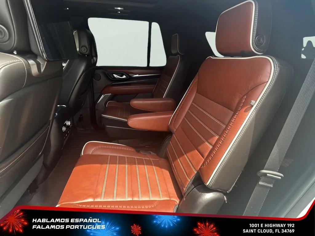 Used 2023 White Frost Tricoat GMC Denali Ultimate image 23