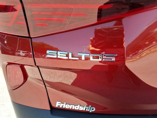 Used 2021 Orange Kia S image 8