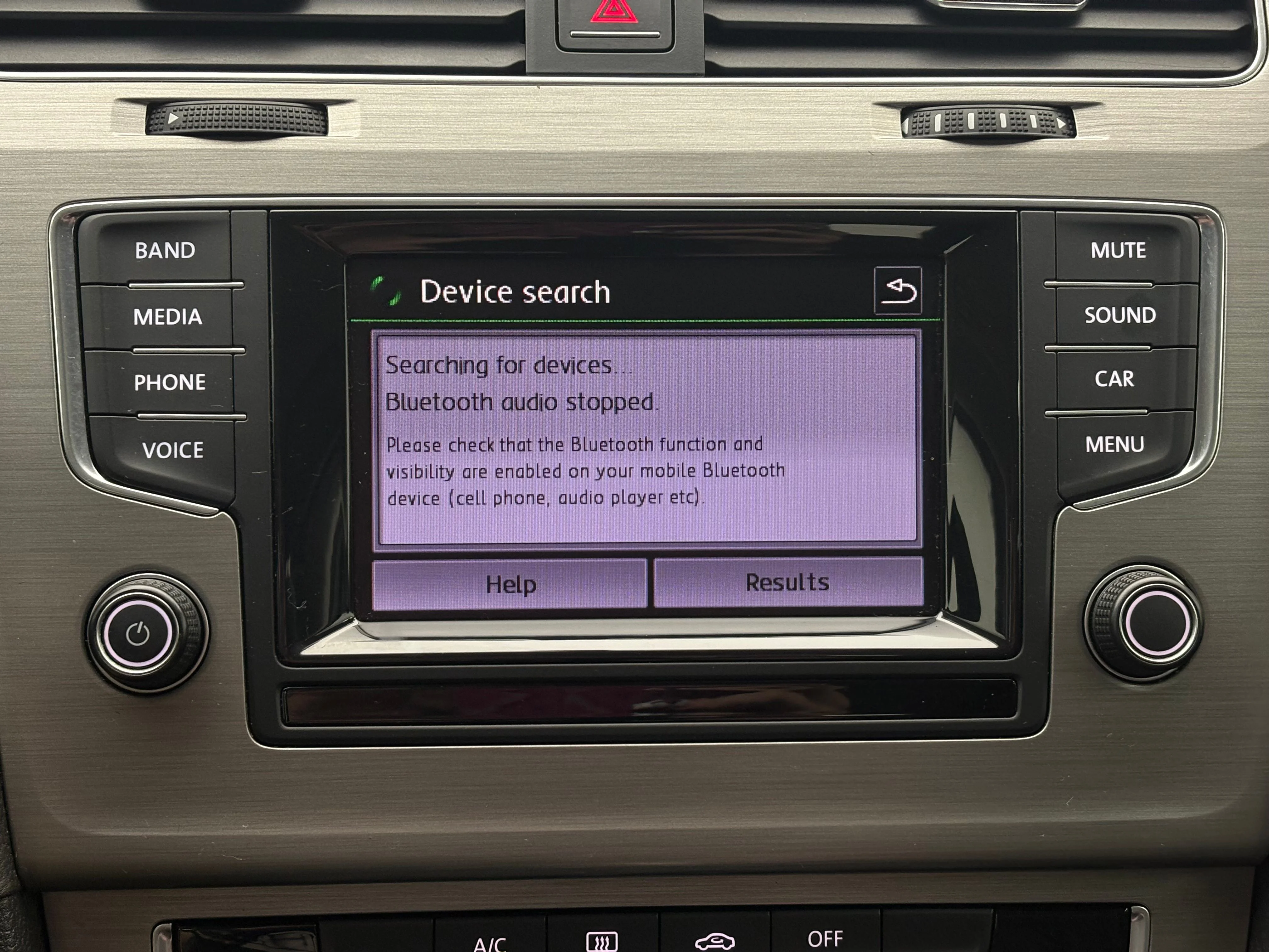 Used 2015 Platinum Gray Metallic Volkswagen TDI S 4-Door image 23