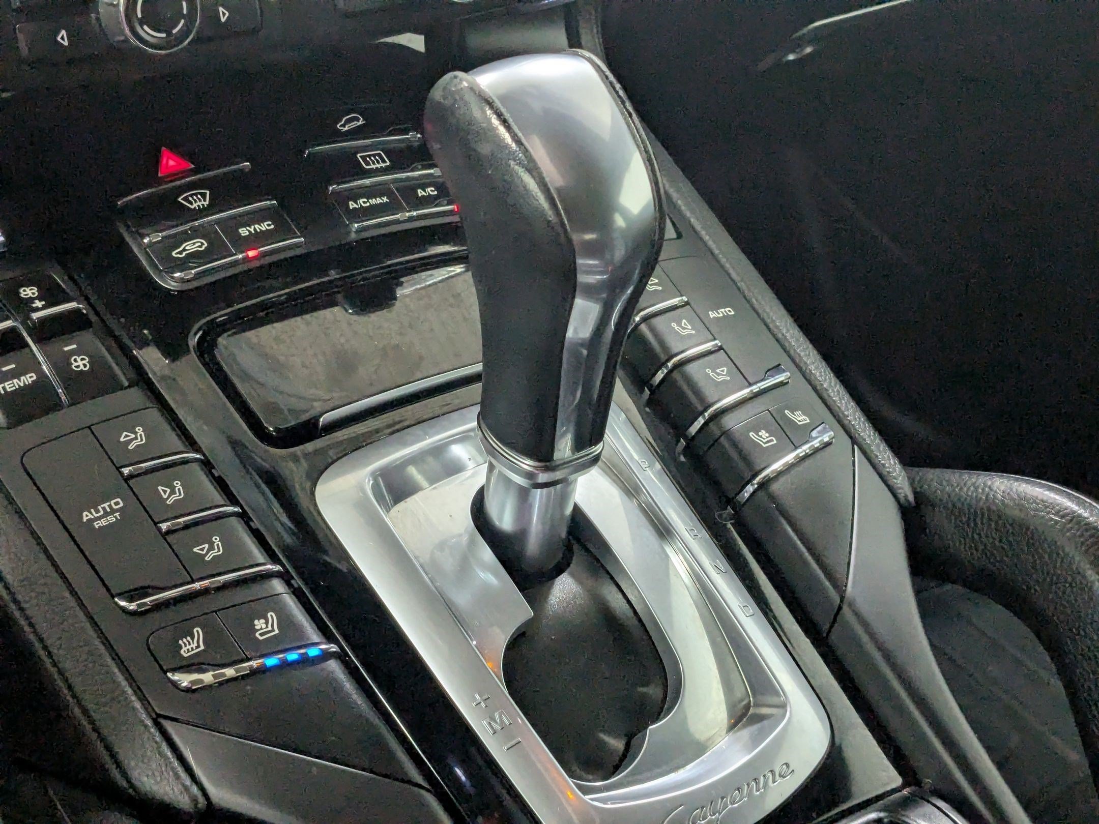 Used 2016 Meteor Gray Metallic Porsche Base image 20