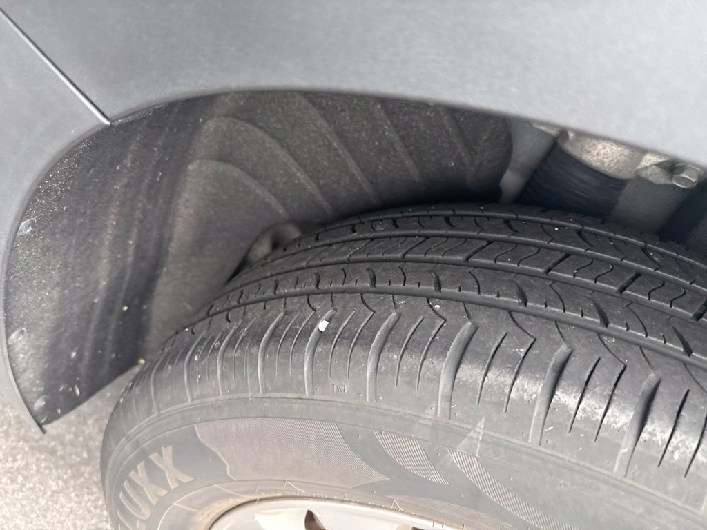 Used 2019 Gray Hyundai SE image 10
