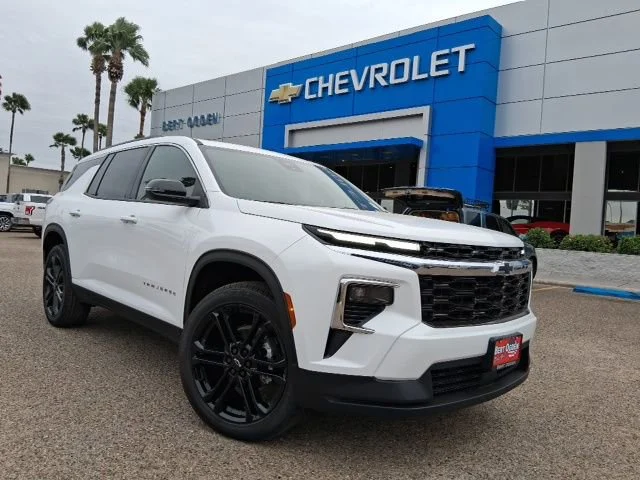 2026 Chevrolet Traverse FWD LT's photo