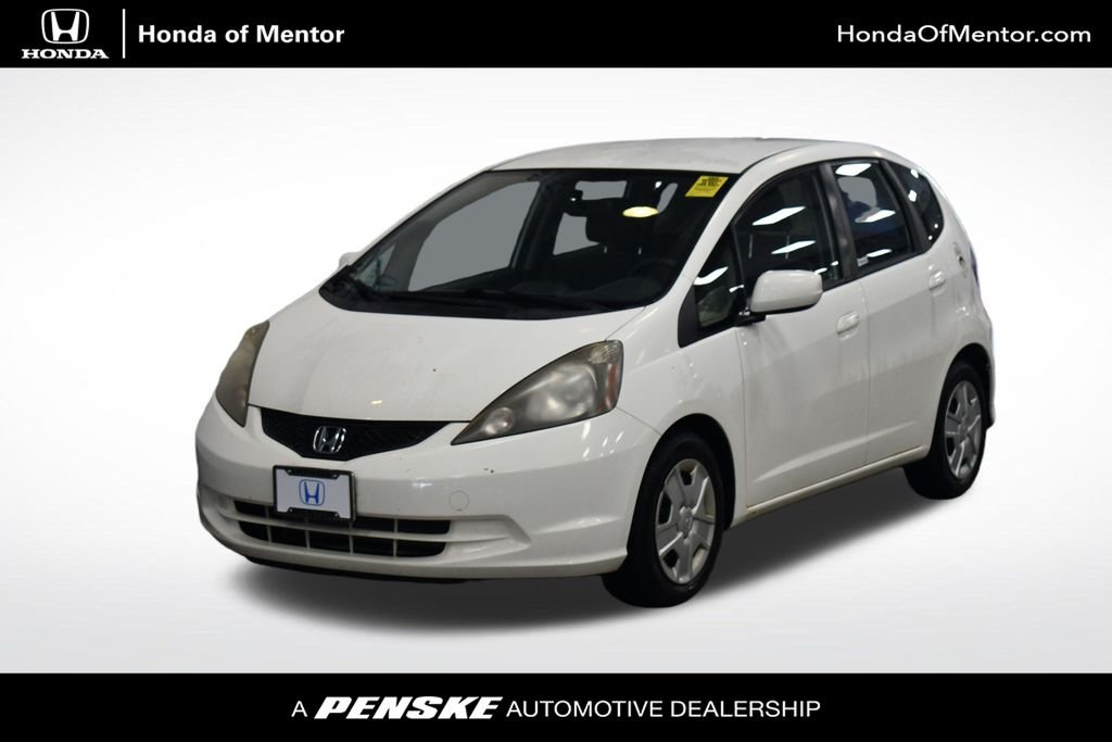 2013 Honda Fit Auto's photo