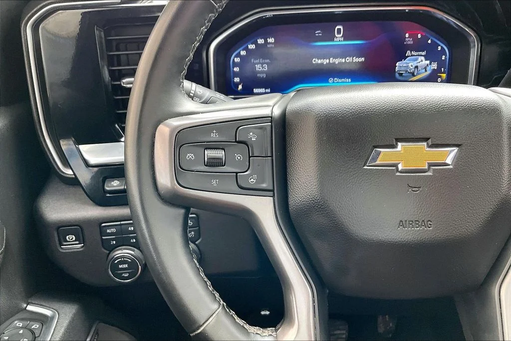 Used 2025 Gray Chevrolet High Country image 10