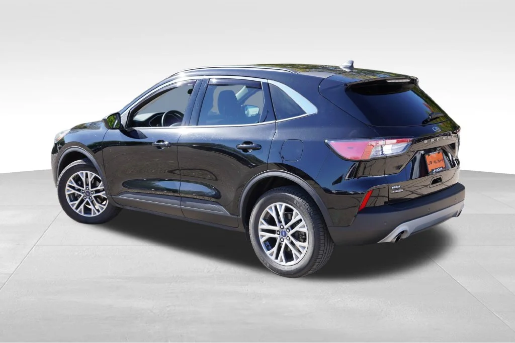 Certified Used 2022 Agate Black Metallic Ford SEL image 8