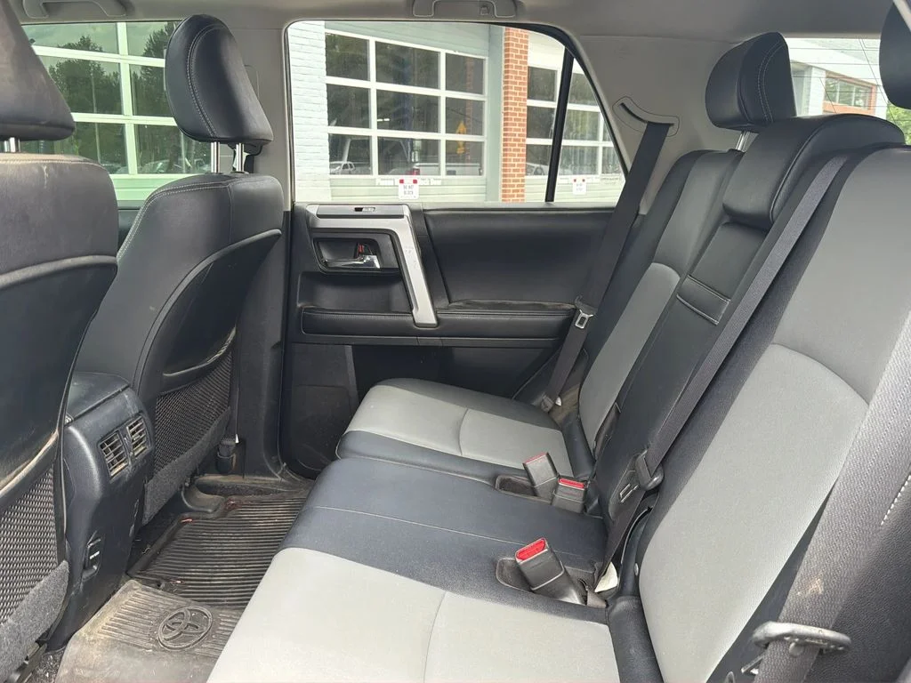 2017 Toyota 4Runner SR5 Premium - Photo 26