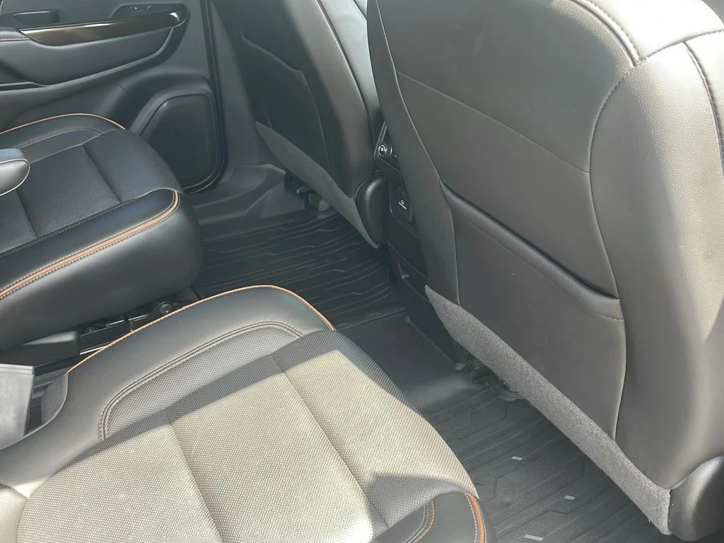 Used 2021 Ebony Twilight Metallic GMC AT4 image 23