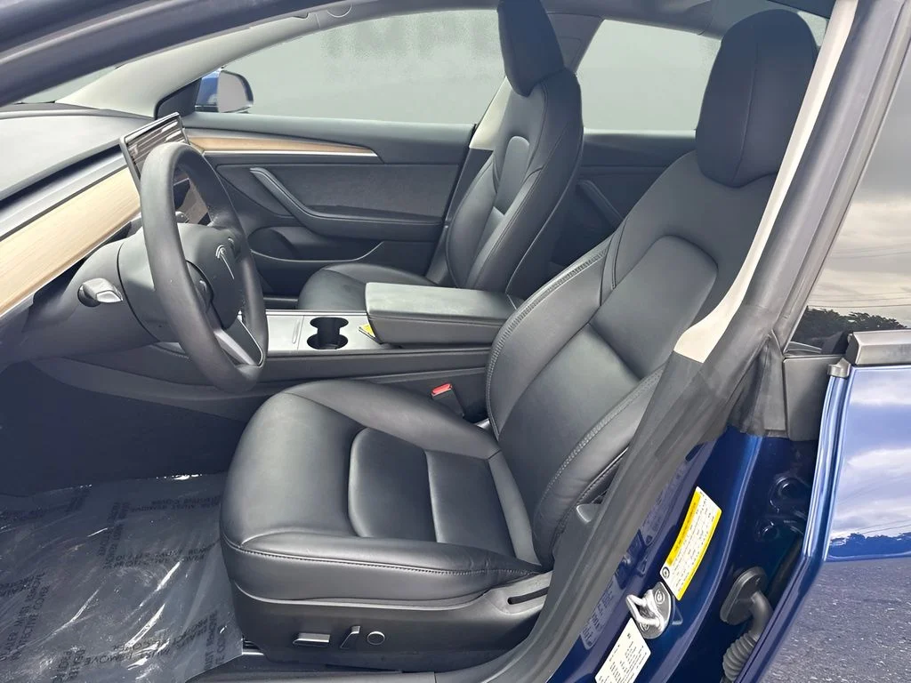 Used 2023 Blue Tesla Performance image 9