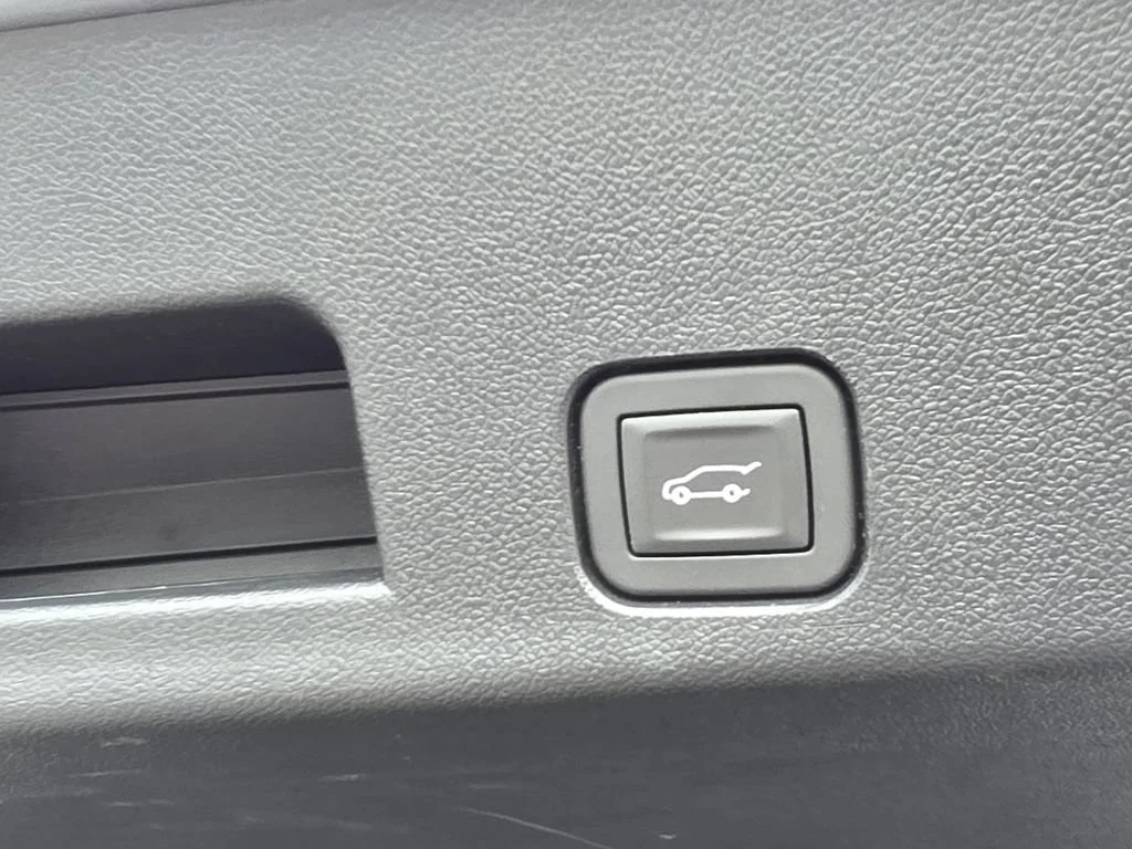 Used 2026 Sterling Gray Metallic Chevrolet LT image 13