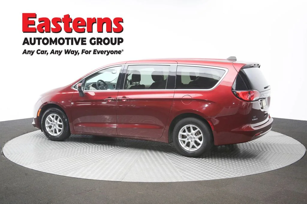 Used 2023 Red Chrysler LX image 58