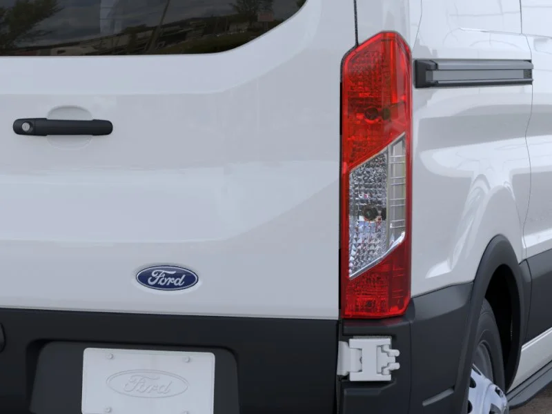 New 2026 Oxford White Ford Cargo Van image 21