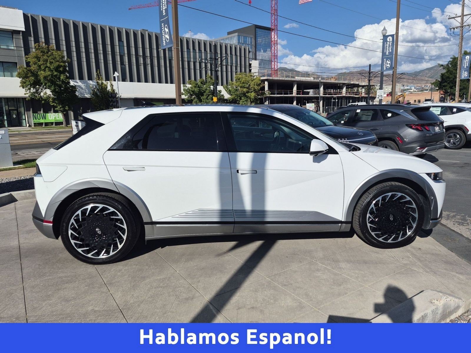 Used 2024 Atlas White Hyundai Limited image 2