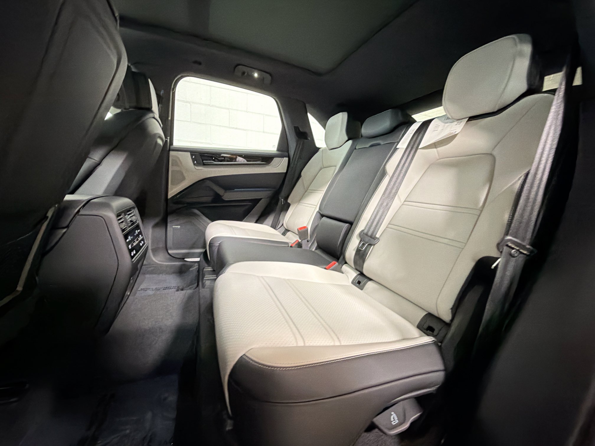 New 2026 Vanadium Grey Metallic Porsche S image 21