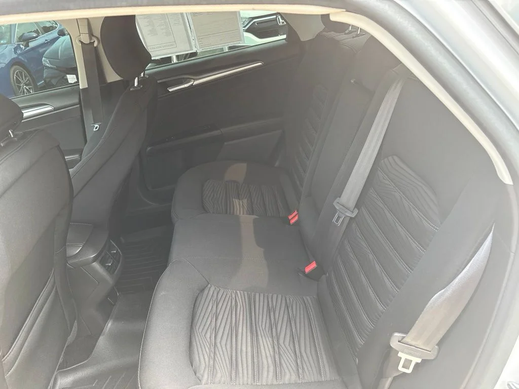 Used 2016 White Ford SE image 24