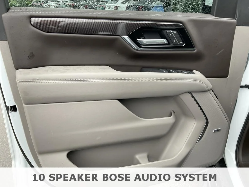 Used 2025 Summit White GMC Elevation image 20