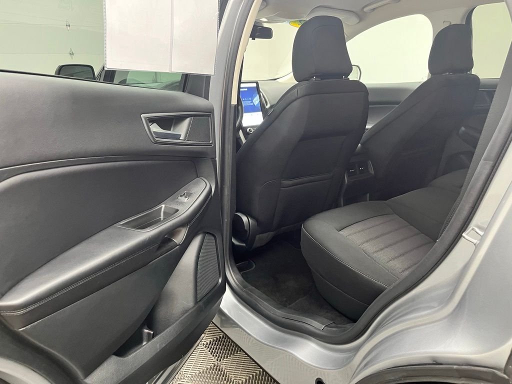 2022 Ford Edge SE - Photo 37