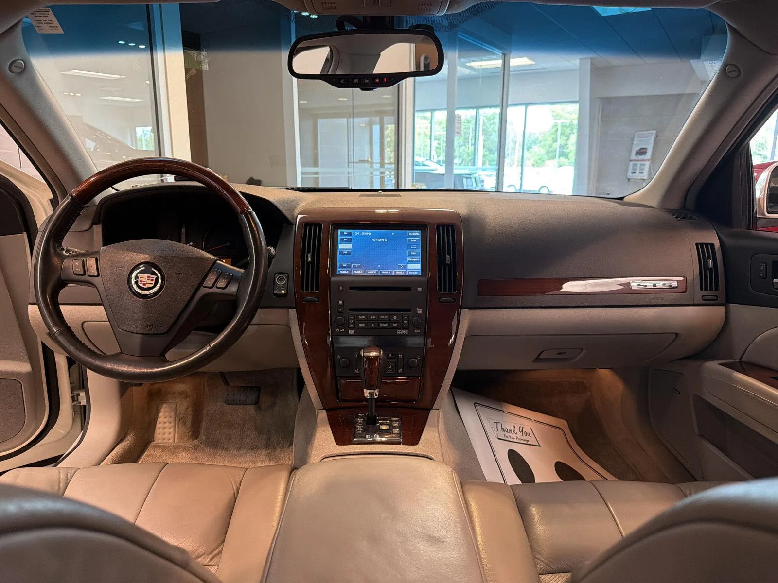 Used 2005 White Diamond Cadillac 4DR SDN V8 image 23