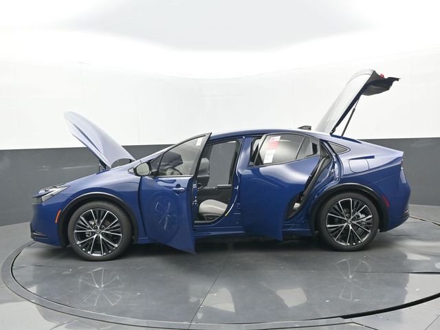 2026 Toyota Prius XLE - Photo 22