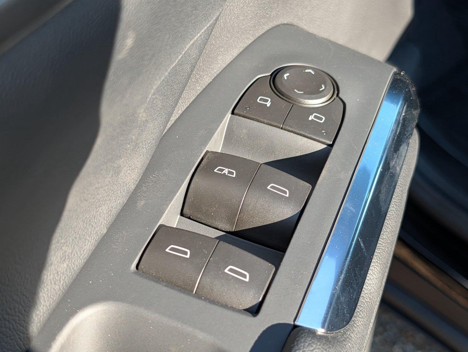 2027 Chevrolet Traverse LT - Photo 15