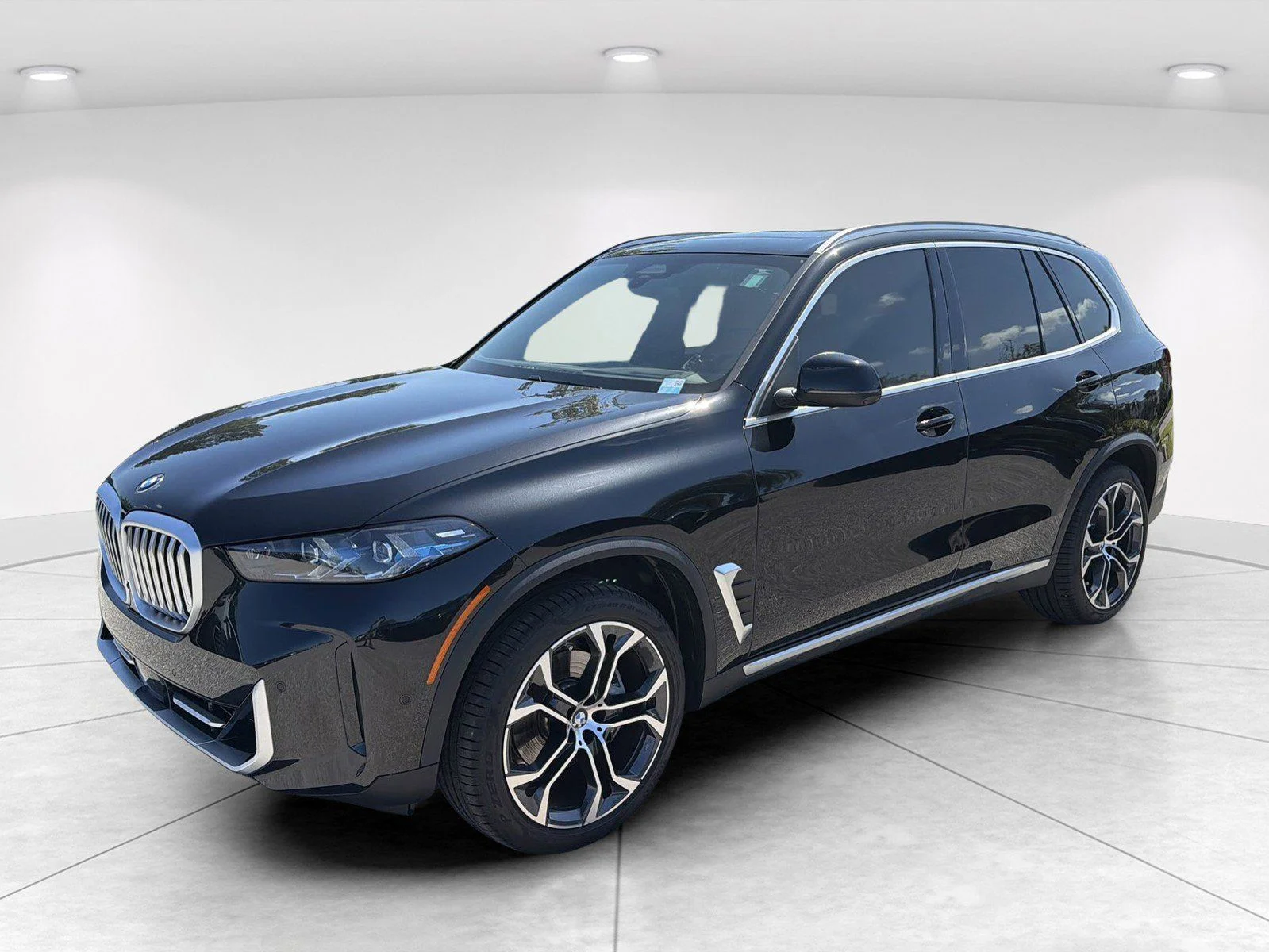 New 2026 Black Sapphire Metallic BMW sDrive40i image 8