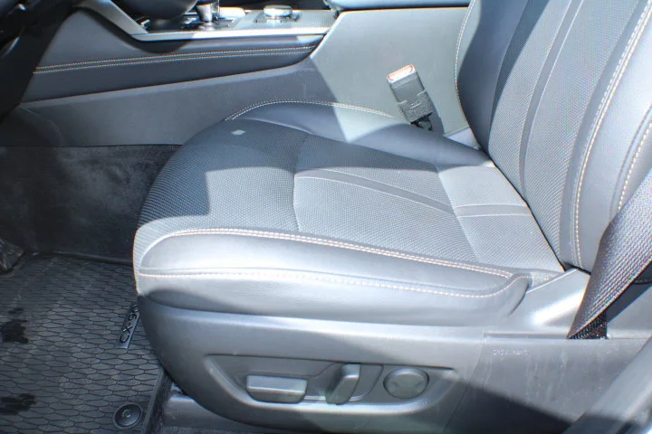 Used 2024 White Mazda 3.3 Turbo Premium image 14