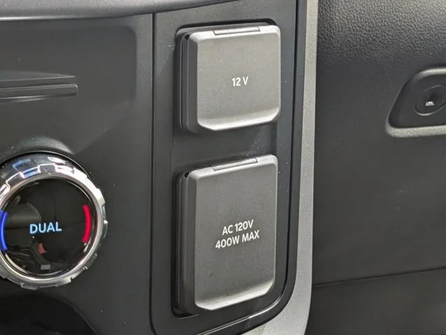 New 2026 Oxford White Ford XLT image 40