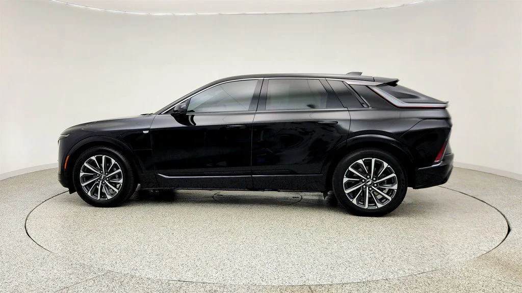 Used 2024 Stellar Black Metallic Cadillac 4dr Sport w/1SJ image 8