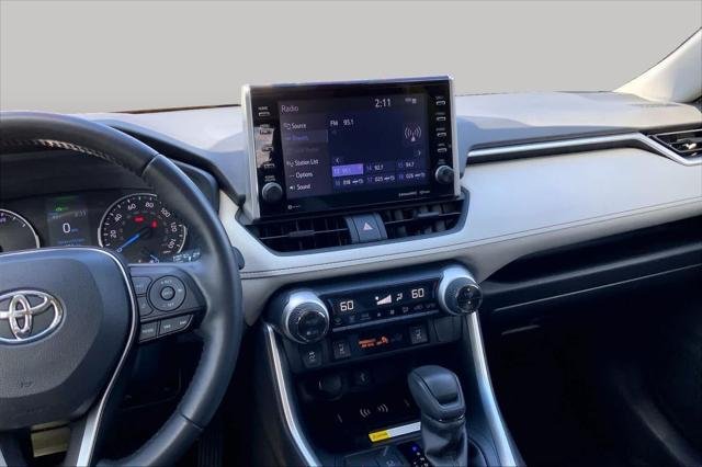 Certified Used 2022 ICE CAP Toyota  image 7