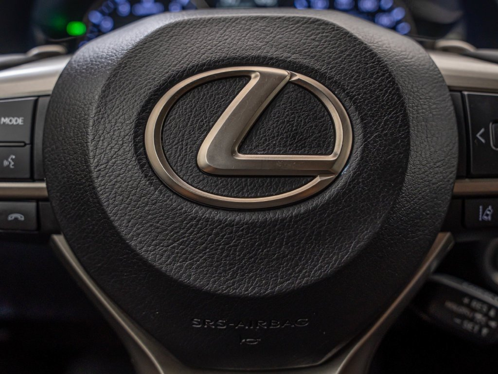 Used 2020 Atomic Silver Lexus 350 image 30