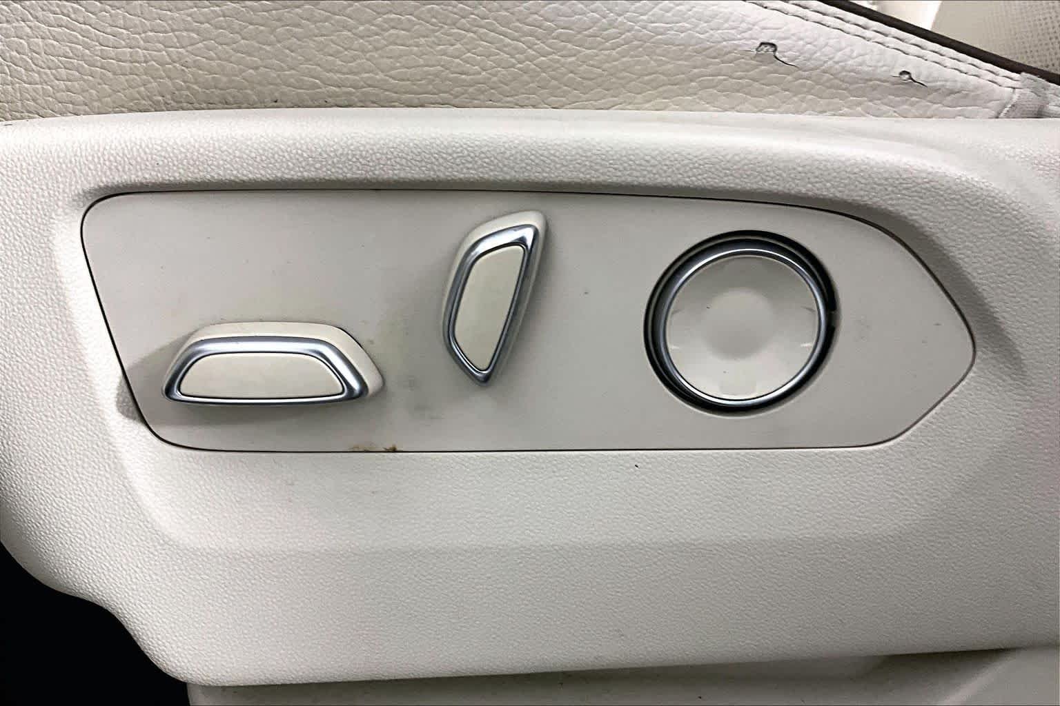 Used 2021 Satin Steel Metallic GMC Denali image 30