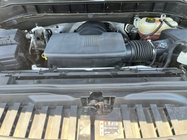 Used 2022 BLACK Chevrolet RST image 29