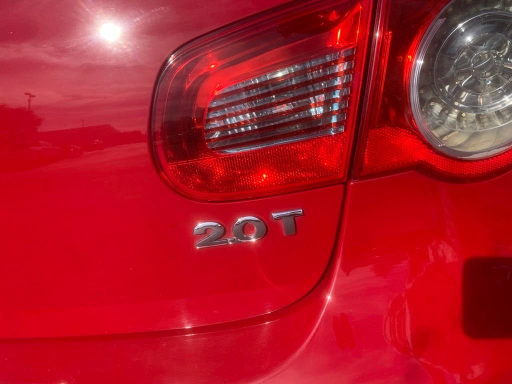 Used 2010 Salsa Red Volkswagen Komfort Edition image 11
