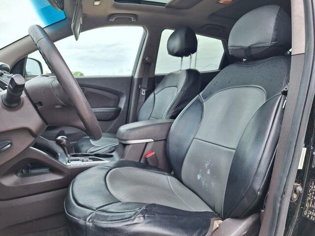 Used 2013 Ash Black Hyundai Limited image 22