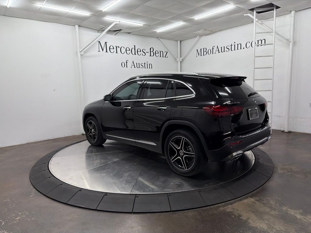 New 2026 Night Black Mercedes-Benz GLA 250 image 5