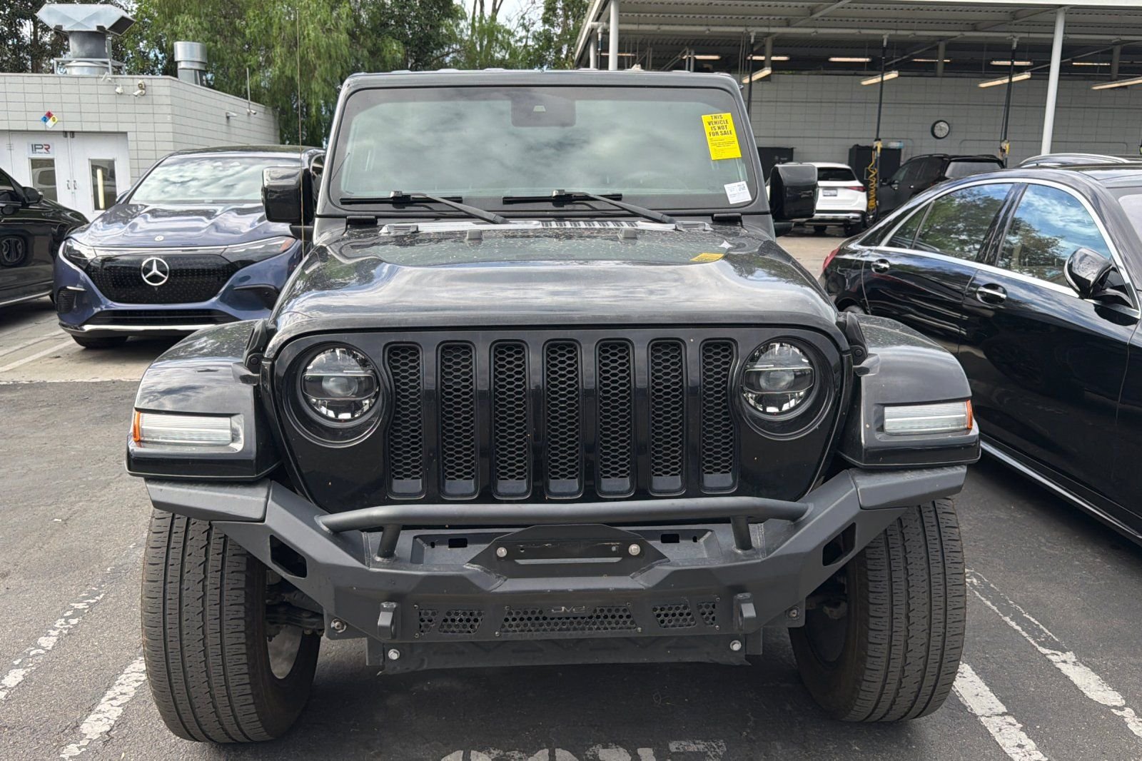 Used 2022 Black Jeep Unlimited Sahara High Altitude image 3