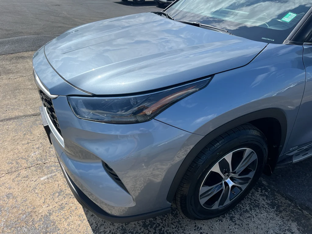 Certified Used 2024 Moon Dust Toyota Hybrid XLE image 6
